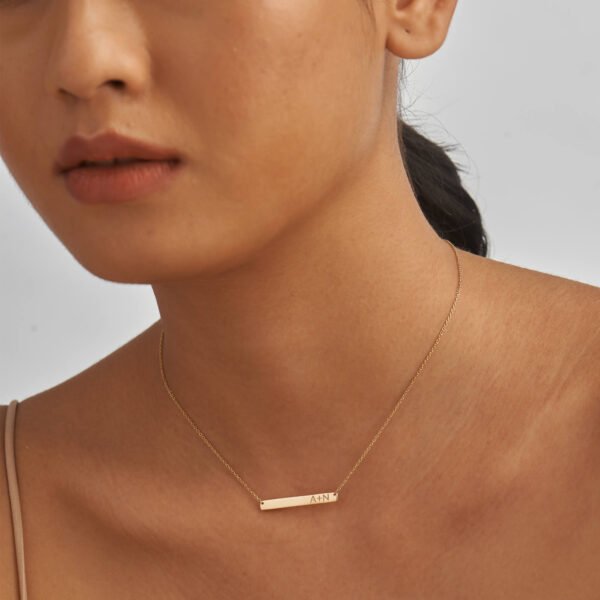 Engravable Bar Necklace | Foroworld |