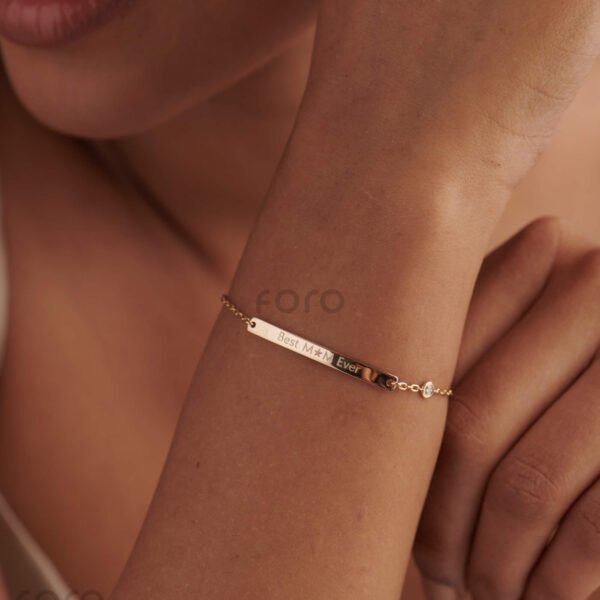 Engravable Bar Bracelet with Diamond Accent | Foroworld |