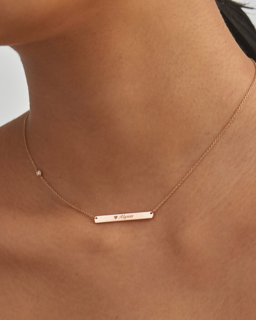 Engravable Bar Necklace with Diamond Accent | Foroworld |