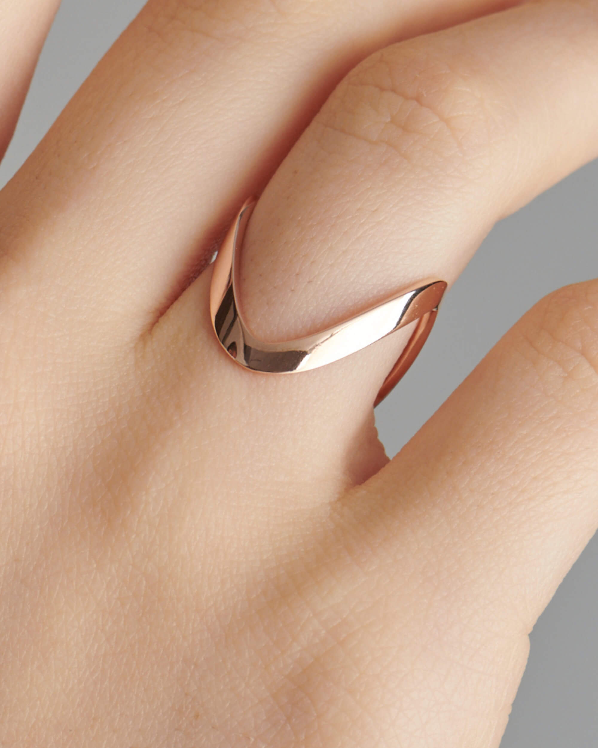 Gold Vanki Ring